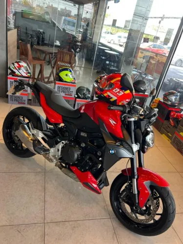 Moto bmw semi nova