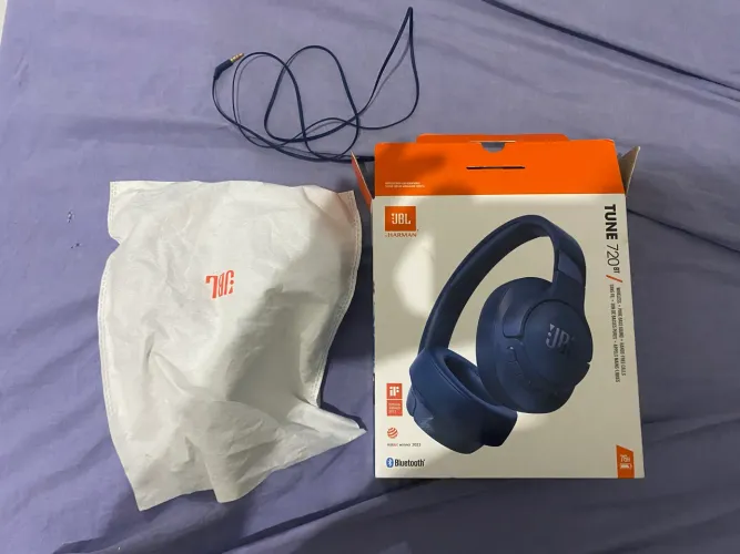 Fone de ouvido Bluetooth Jbl tune 720 bt