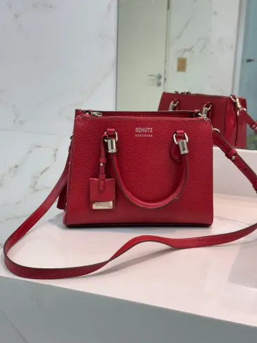 Bolsa Schutz em Couro
