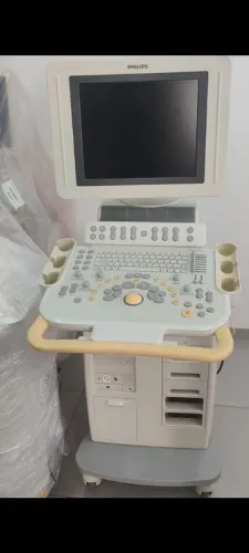 Ultrassom Philips modelo HD11 XE Com 2 sondas