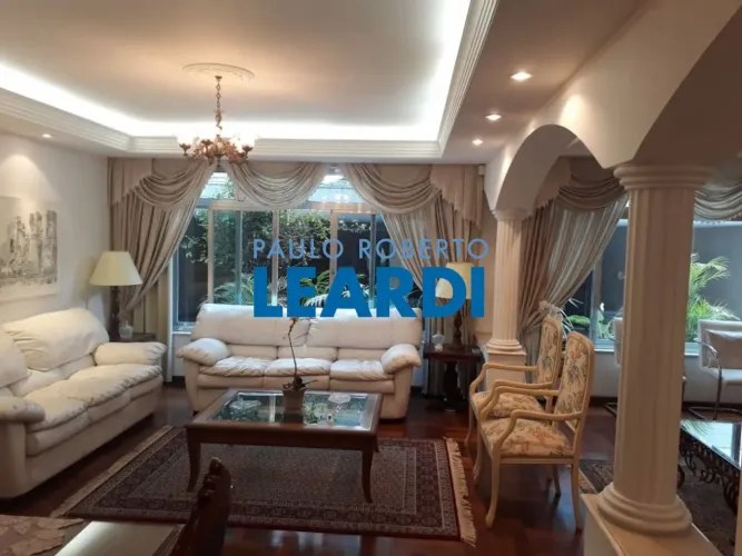 CASA ASSOBRADADA - BROOKLIN - SP