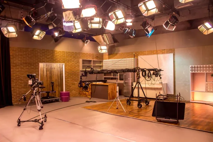 Empresa a venda de tv e rádio