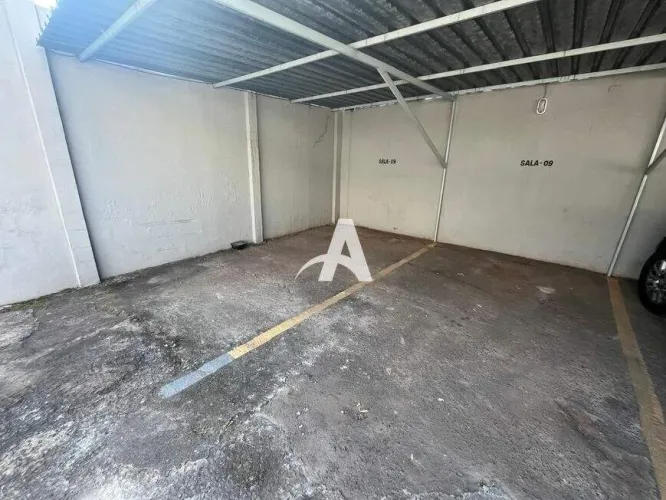 Sala Comercial para aluguel, 2 vagas, Osvaldo Rezende - Uberlândia/MG