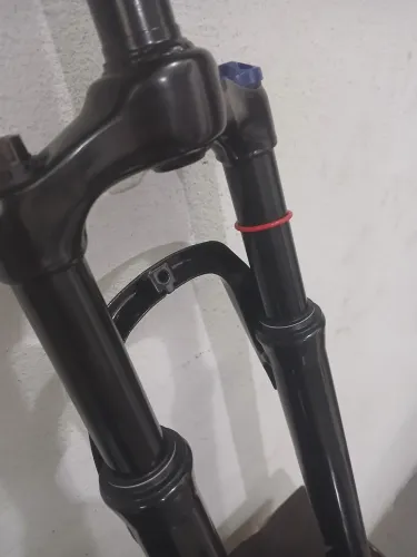 Suspensão com trava 29