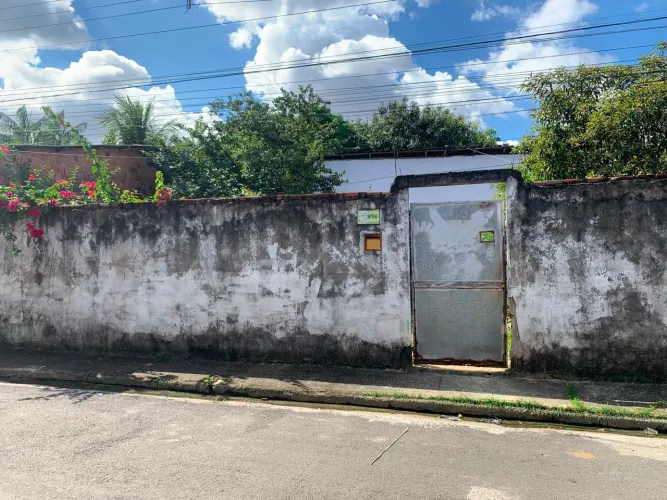 Vendo casa na área do São Raimundo