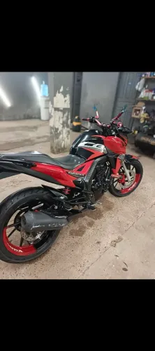 Vendo moto CB 250 13,000 moto boa 