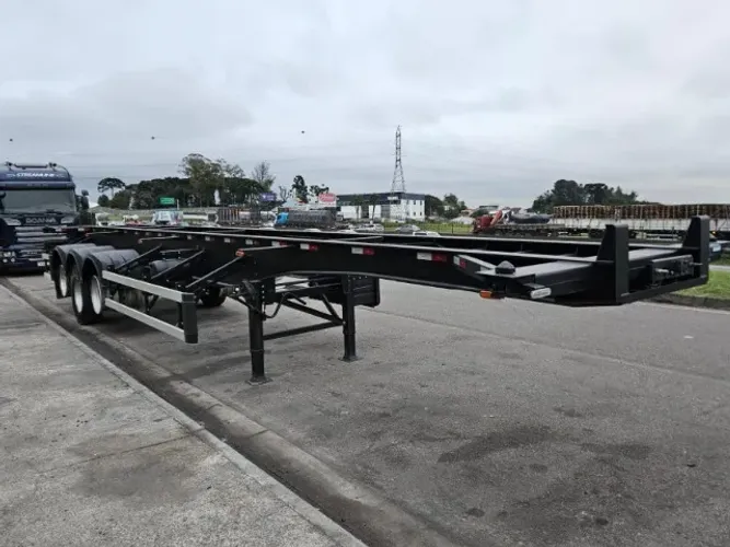 Carreta Porta Container Ibiporã Ano 25 0km Pronta Entrega s/ pneu 40 pés 4 locks