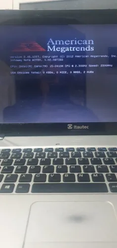 Notebook Itautec Infoway W7730 - i5 - Revisar ou Peças