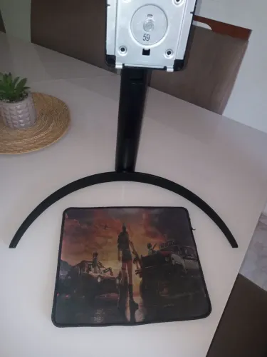 Suporte para PC e mause ped
