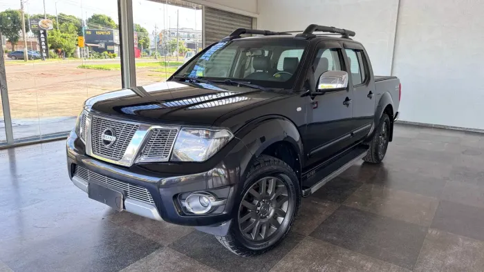 Nissan Frontier SL CD 4X4 2.5tb Diesel AUT 2014