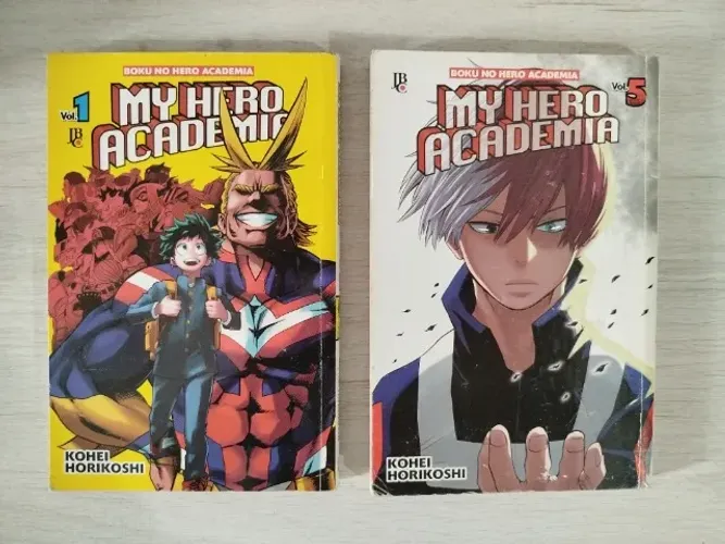 Kit Mangás My Hero Academia (volumes 1 e 5) + My Hero Academia Smash Volume 1
