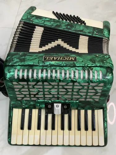 Acordeon sanfona Michael 48 Baixos