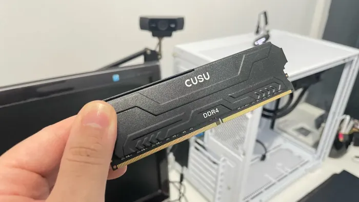 MEMORIA RAM CUSU DDR4 8GB - NOVA/LACRADA
