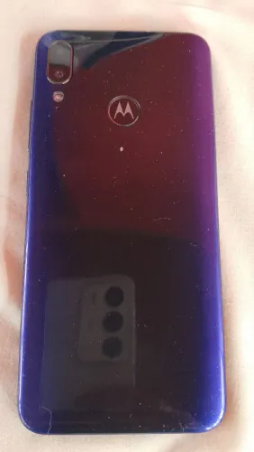 Motorola e6 plus,em perfeito estado.