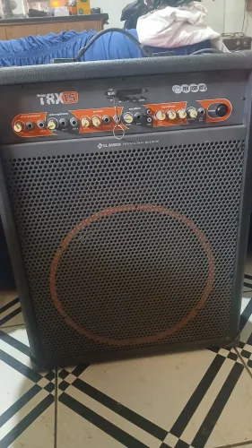 Caixa amplificada