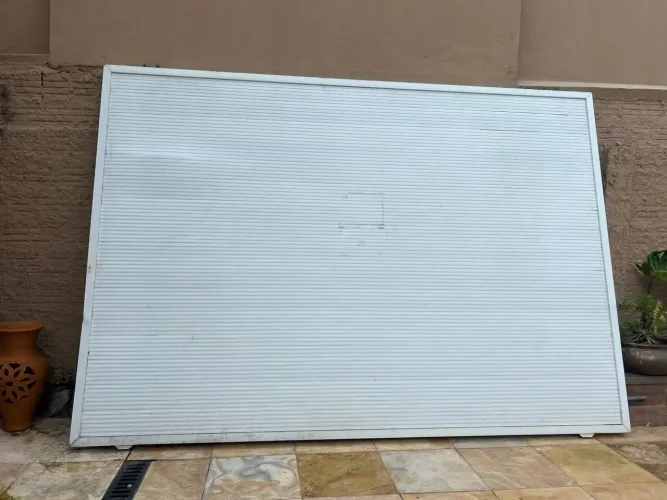 vendo portão de alumínio 3.60 L x 2.50 A