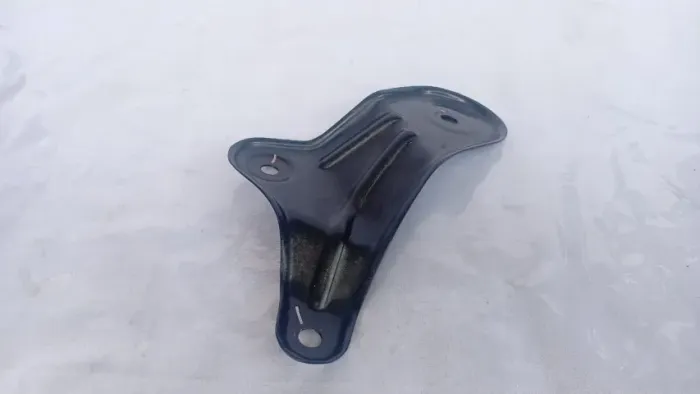 Hyundai Tucson 2015/2016 Lado:Esquerdo  PERFEITO ESTADO  Peça: Suporte do agregado 