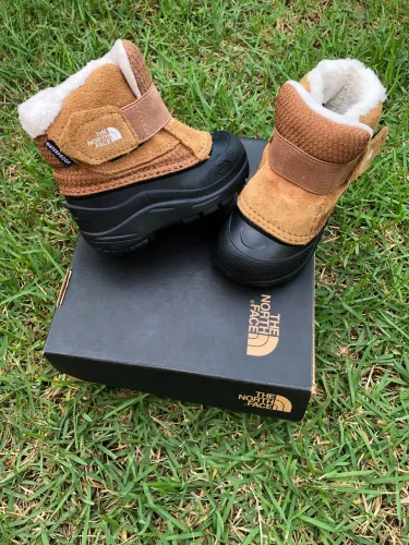 Bota Infantil Alpenglow Marron The North Face Impermeável  tamanho 19  Novo
