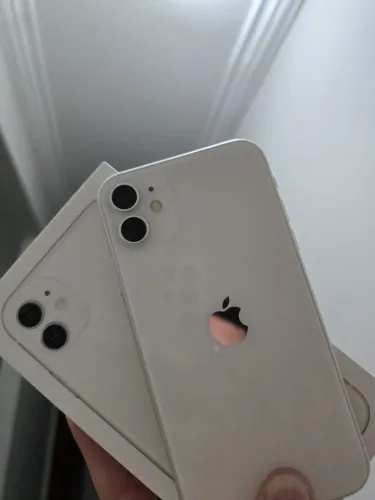 iPHONE 11 128GB BRANCO COMPLETAMENTE ORIGINAL