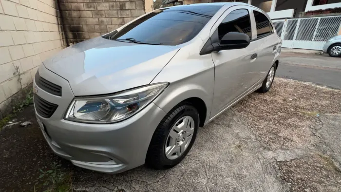 Chevrolet Onix JOY Hatch 1.0 8V Flex Mec. 4P 2018