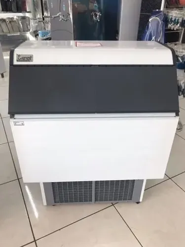 Maquina de Gelo 150A