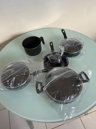 Kit de Panelas antiaderente Novas 