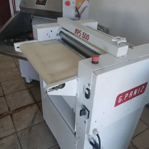 Modeladora G Paniz 50 centímetros panos novos