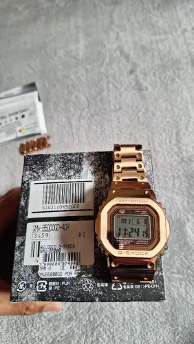 Casio g-shock Gmw-b5000gd-4dr tough solar