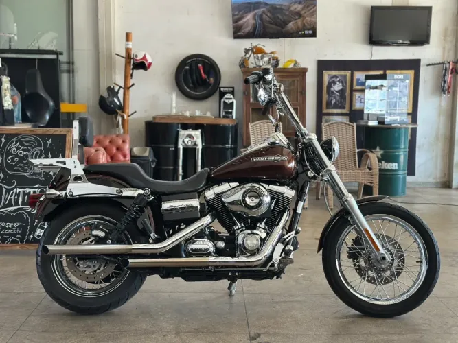 Harley-Davidson Super Glide Custom (FXDC) 2011