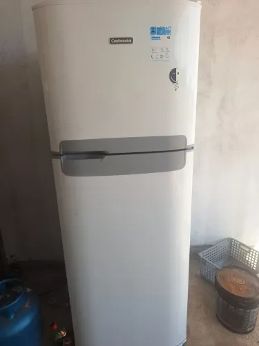Geladeira frosfre