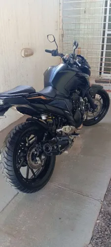 YAMARRA FZ25 , 2024 Repasse , 9.000R$ moto Extra.