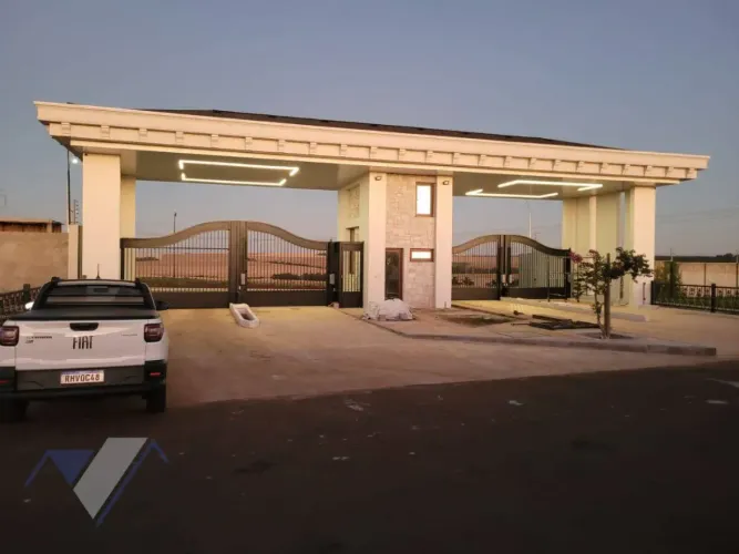 Terreno à venda, 1572 m² por R$ 1.100.000,00 - Espigão Azul - Cascavel/PR
