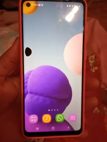 Vendo um celular Samsung 