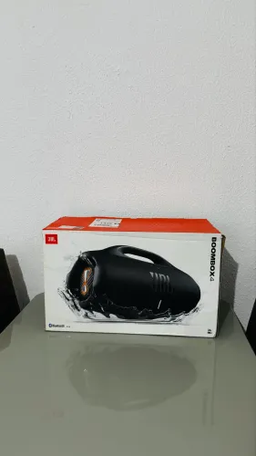 Jbl boombox4 lacrada