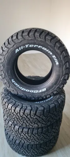Pneus bfgoodrich 265/65r18 all terrain ko3 ko2