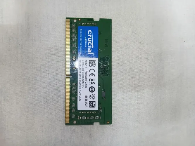 Memória RAM para Notebook Crucial 16GB DDR4 2666MHz SODIMM - CT16G4SFRA266