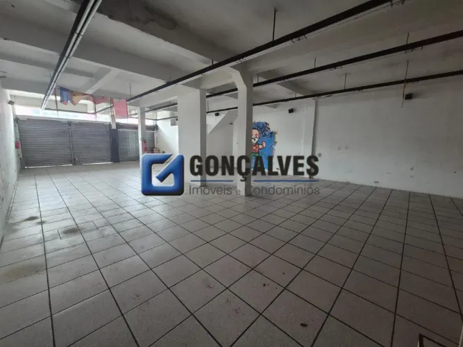 Prédio Comercial de 780m² com Máxima Visibilidade - Oportunidade Única no Centro de Santo