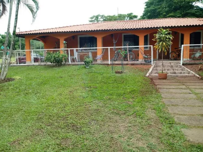 CHACARA EM SÃO SIMÃO