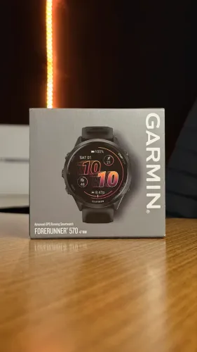 Garmin Forerunner 570 (47mm) novo