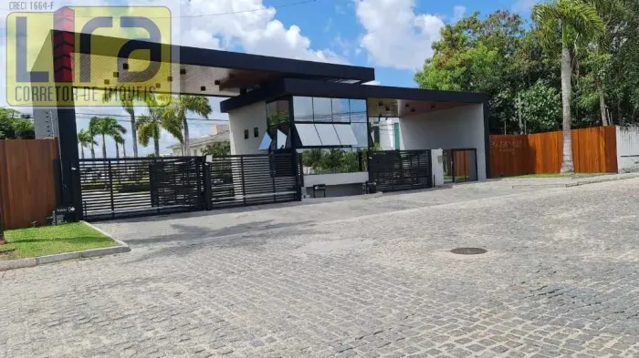 Casa no Condomínio Bougainville
