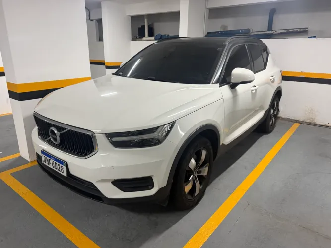 Volvo XC40 T-4 2.0 190cv FWD 2019