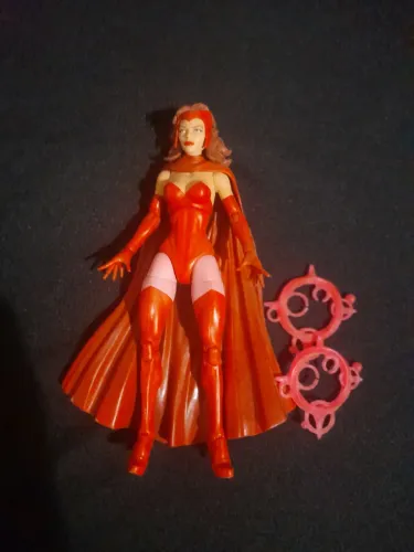 Feiticeira Escarlate Marvel Legends