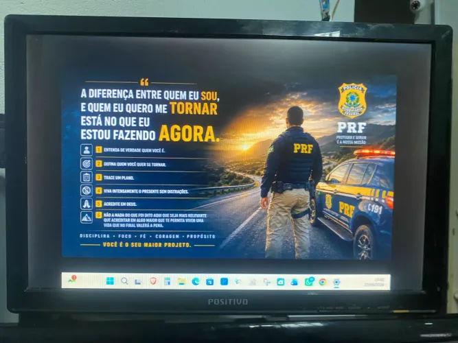 Monitor Positivo 19" LCD Widescreen W1942ST - Ótimo p/ Estudo e Escritório