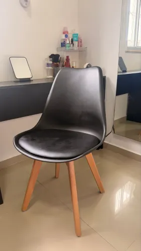 Cadeira Saarinen Super Resistente