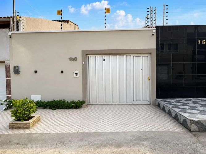 CASA NO JANGURUSSU, OTIMA LOCALIZAÇÃO...