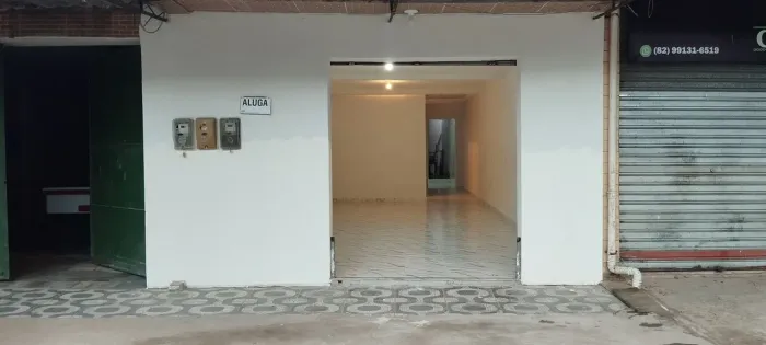 Ponto comercial grande com repartições
