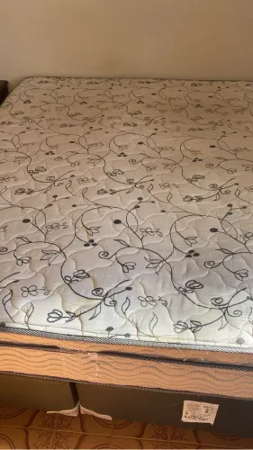Vendo um colchão queem ortobom