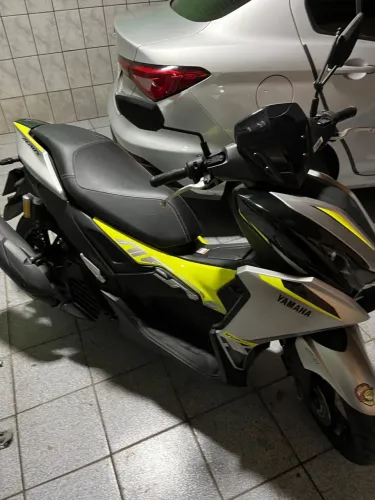 Yamaha aerox único dono 2mil km rodado