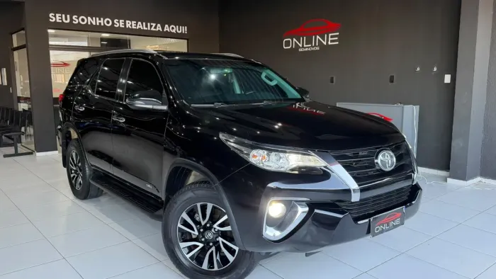 Toyota Hilux SW4 SR 4X2 2.7/ 2.7 Flex 16V Aut. 2019