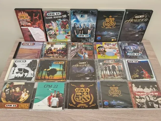 Coleção de CD's e DVD's da Banda CPM 22